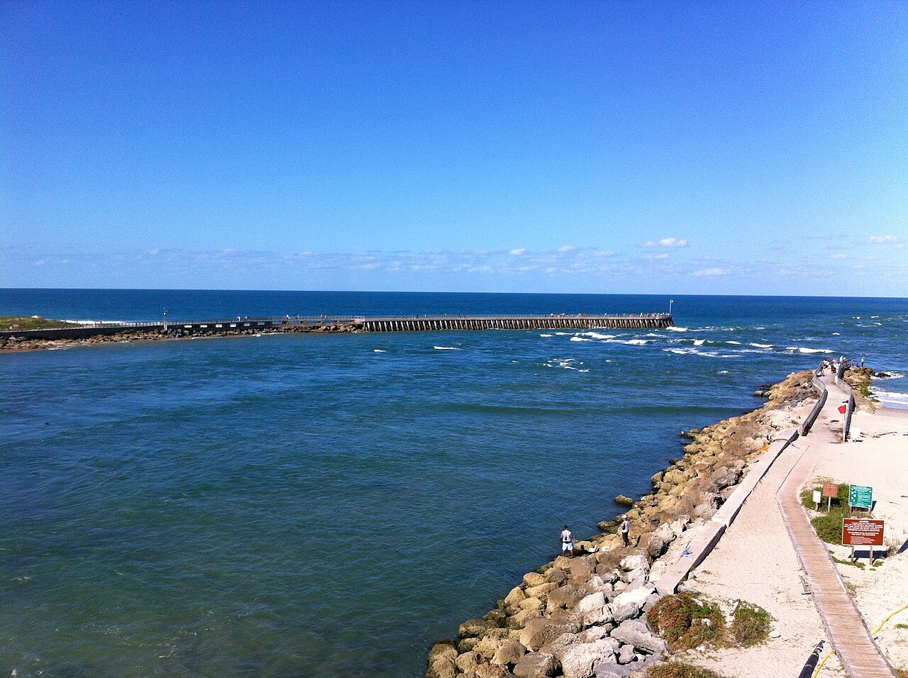 The jetty at Sebastian Inlet